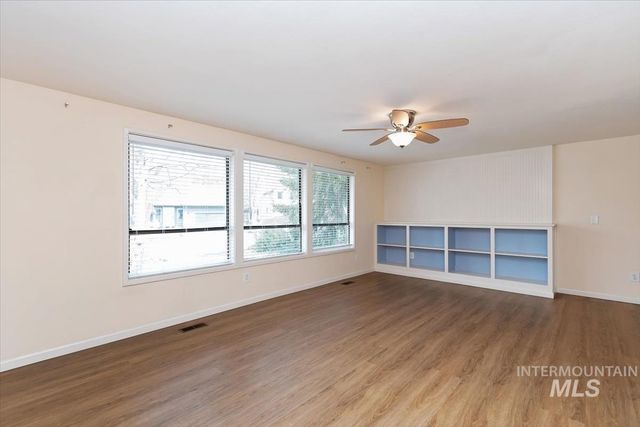 1909 E Mortimer, Boise, ID 83712