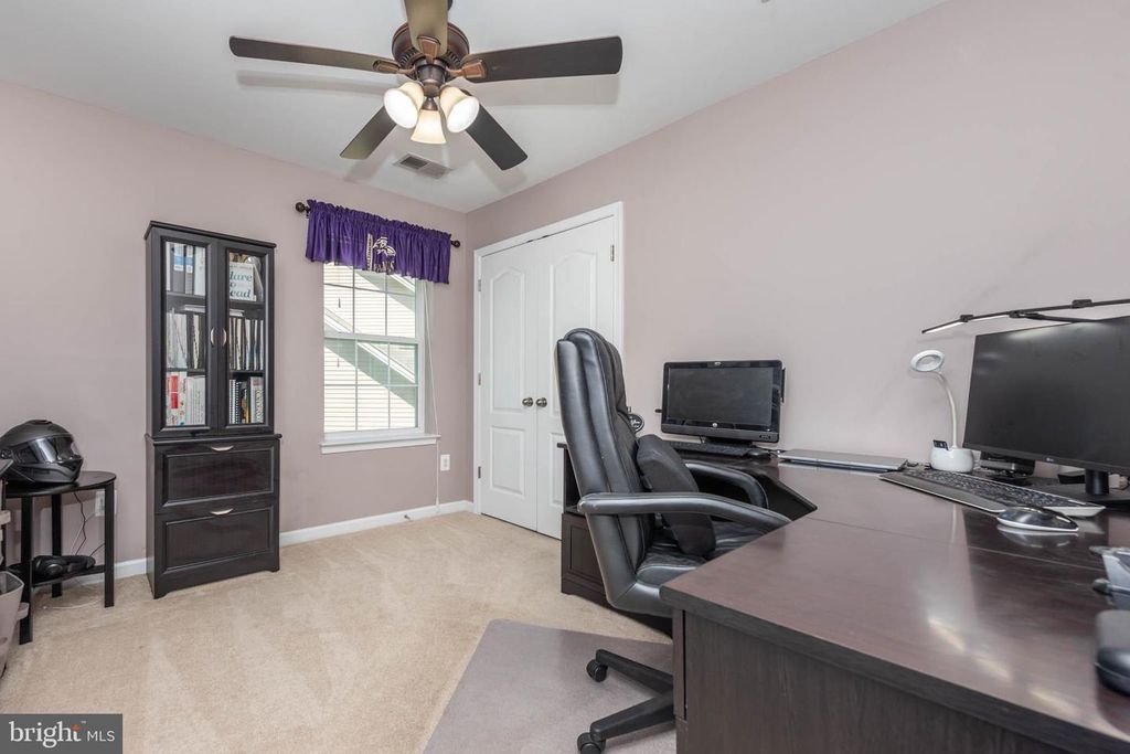 Image 26 of property listing at 903 BOATWRIGHT DR, Glen Burnie, MD 21060