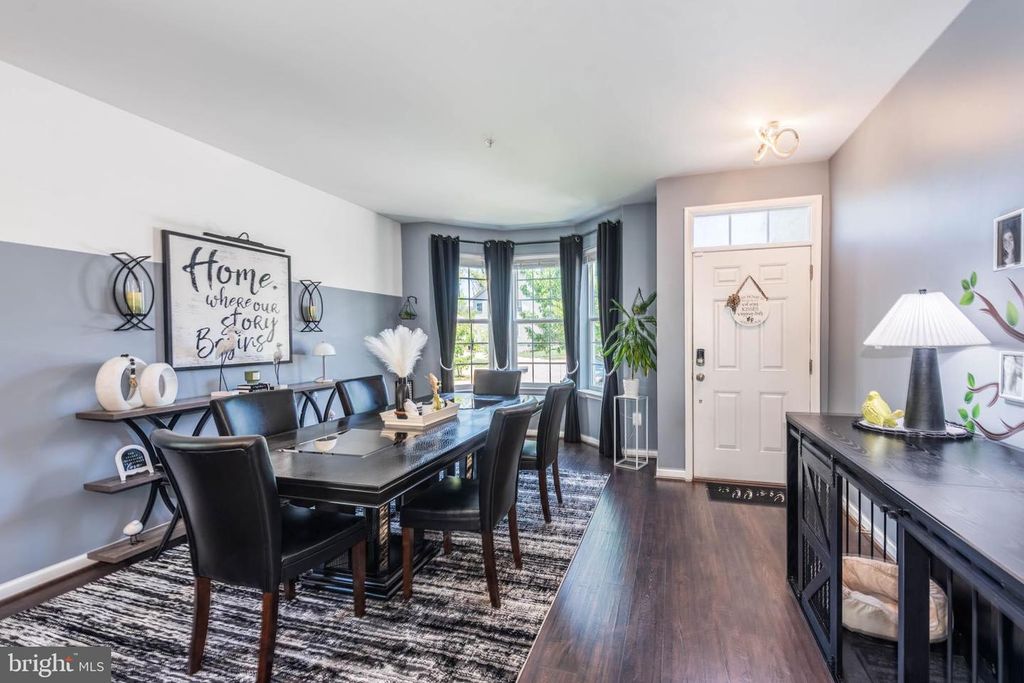Image 3 of property listing at 903 BOATWRIGHT DR, Glen Burnie, MD 21060