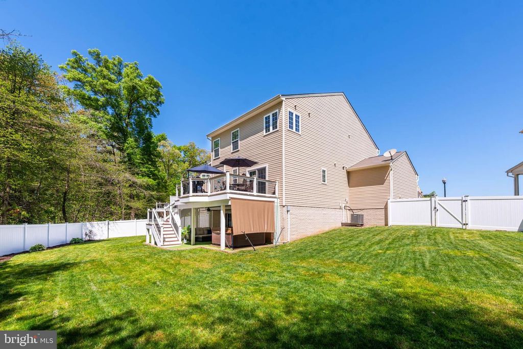 Image 42 of property listing at 903 BOATWRIGHT DR, Glen Burnie, MD 21060