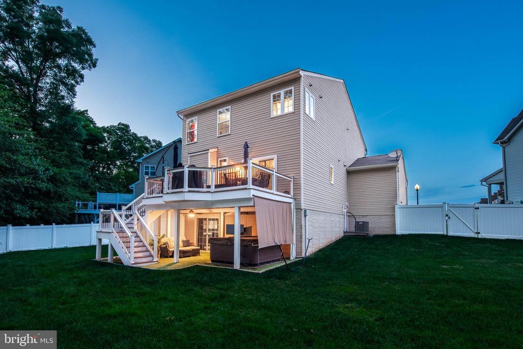 Image 44 of property listing at 903 BOATWRIGHT DR, Glen Burnie, MD 21060