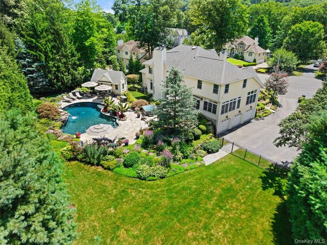22 Perrins Peak Road, Stony Point, NY 10980