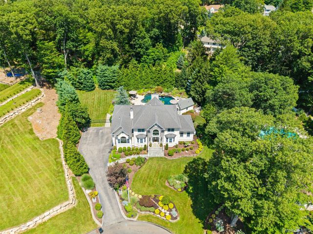 22 Perrins Peak Road, Stony Point, NY 10980