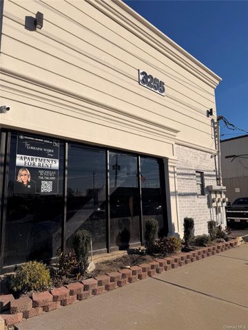 3255 Lawson Boulevard 203, Oceanside, NY 11572