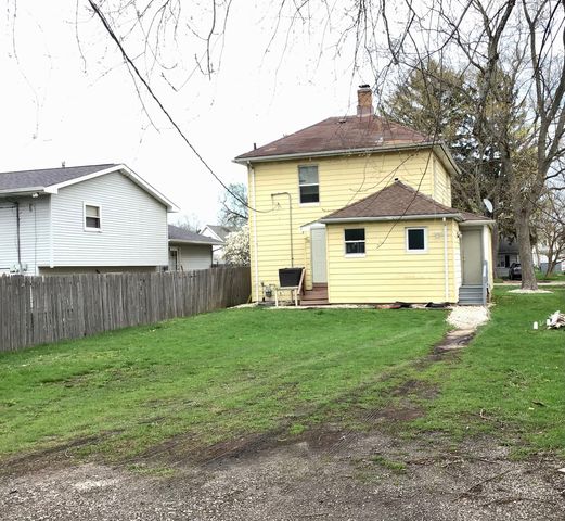 2406 Gilead Avenue, Zion, IL 60099