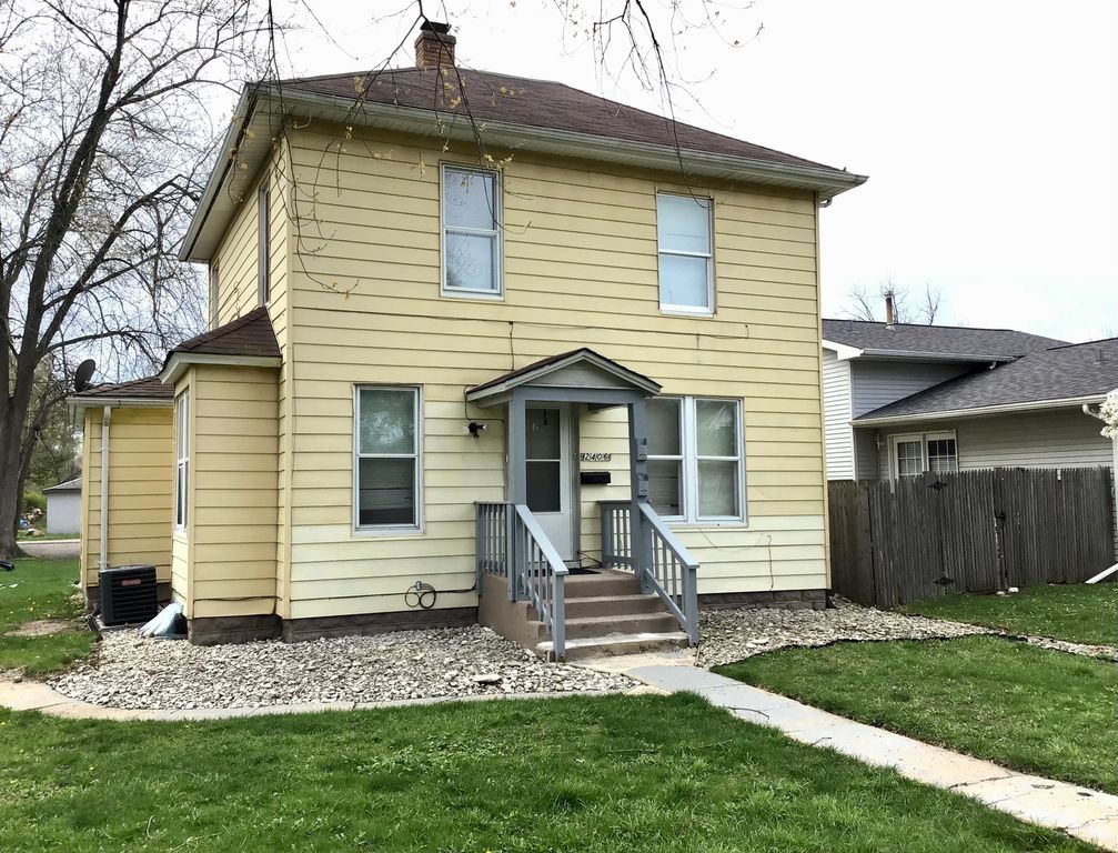2406 Gilead Avenue, Zion, IL 60099