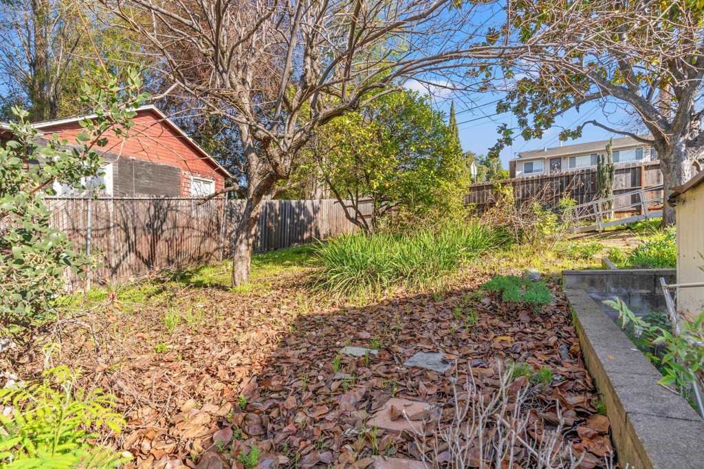 Image 41 of property listing at 1591 159Th Ave, San Leandro, CA 94578