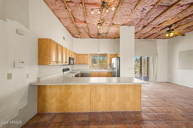 407 E HONDA BOW Road, Phoenix, AZ 85086