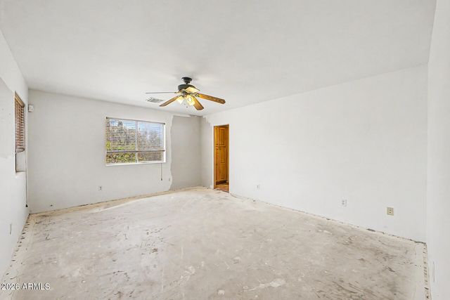 407 E HONDA BOW Road, Phoenix, AZ 85086