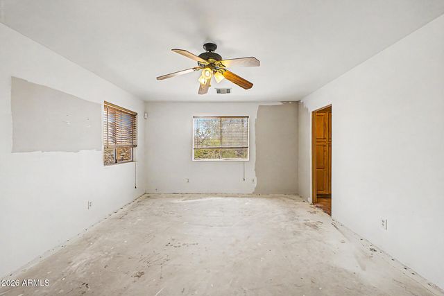 407 E HONDA BOW Road, Phoenix, AZ 85086
