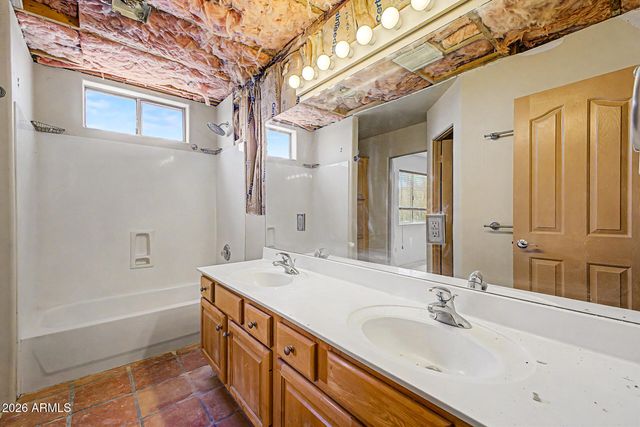 407 E HONDA BOW Road, Phoenix, AZ 85086