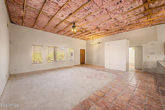 407 E HONDA BOW Road, Phoenix, AZ 85086