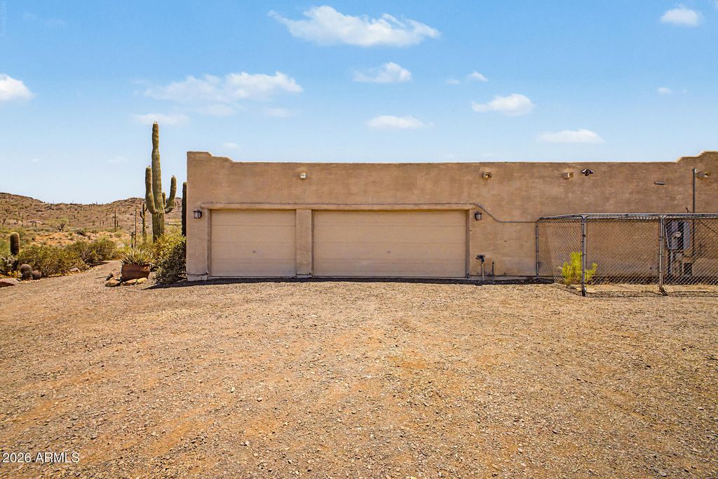 407 E Honda Bow Road, Phoenix, AZ 85086 — photo 4