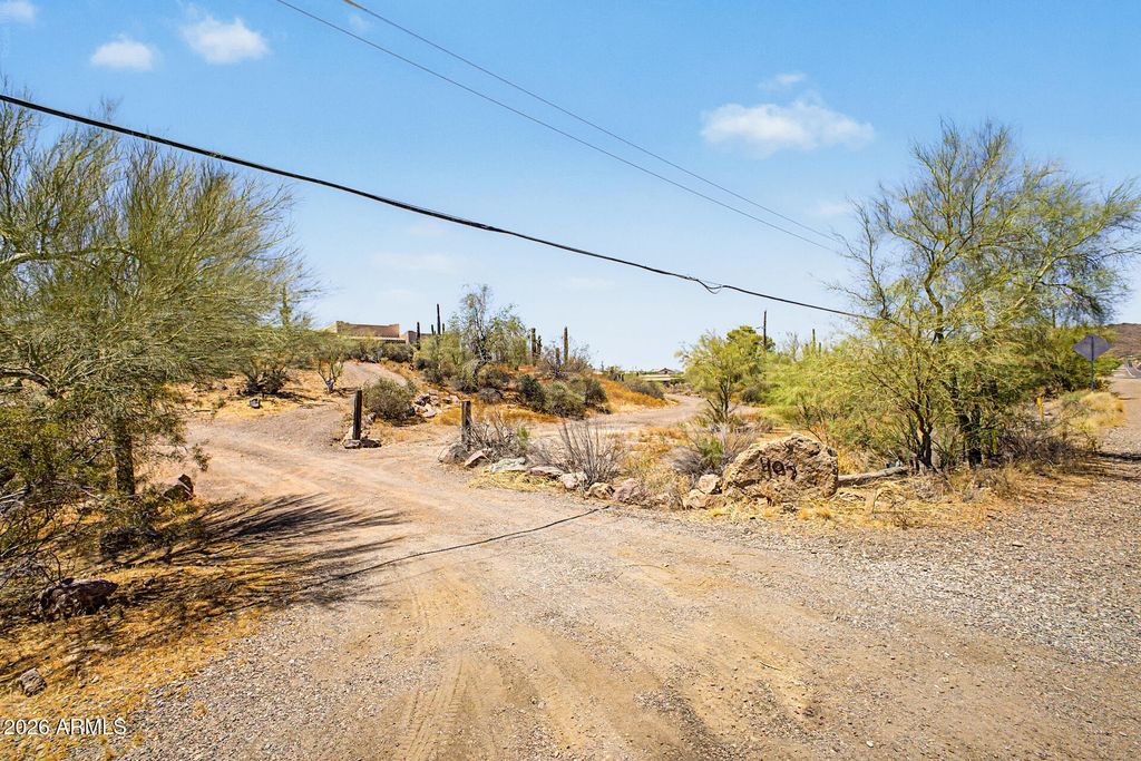 407 E Honda Bow Road, Phoenix, AZ 85086 — photo 5