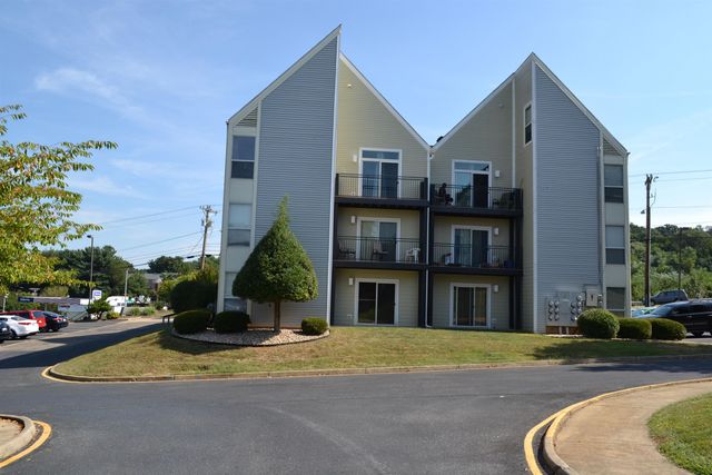 1342 Hunters Rd Apt B, Harrisonburg, VA 22801