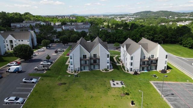 1342 Hunters Rd Apt B, Harrisonburg, VA 22801