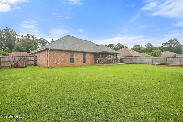 536 Oak Park Circle, Pearl, MS 39208