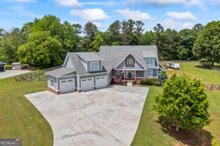1040 Peacock Drive, Bishop, GA 30621
