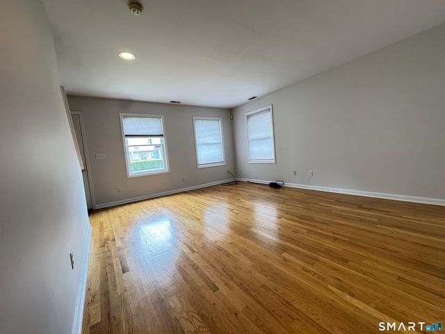 17 Glenwood Avenue A, Norwalk, CT 06854