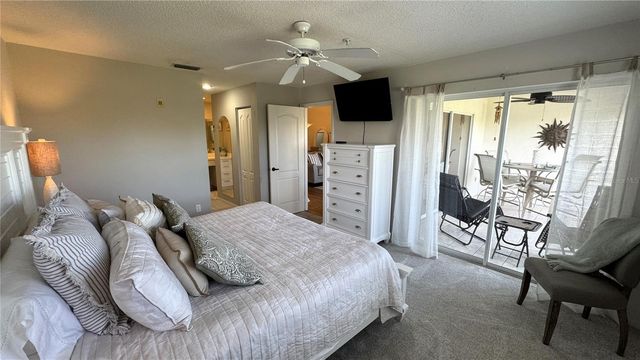 8735 OLDE HICKORY AVENUE 8306, Sarasota, FL 34238