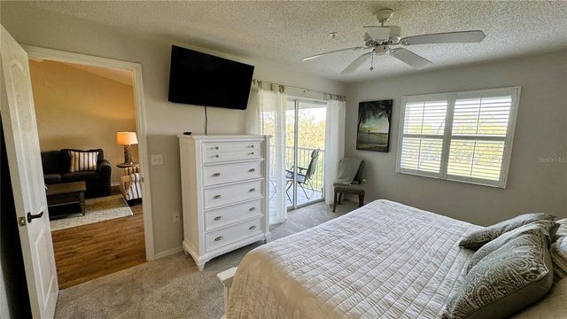 8735 OLDE HICKORY AVENUE 8306, Sarasota, FL 34238