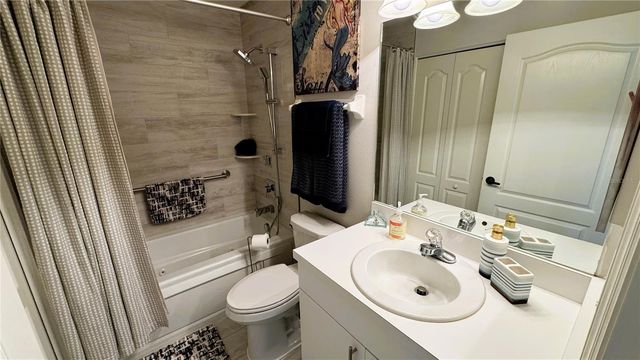 8735 OLDE HICKORY AVENUE 8306, Sarasota, FL 34238