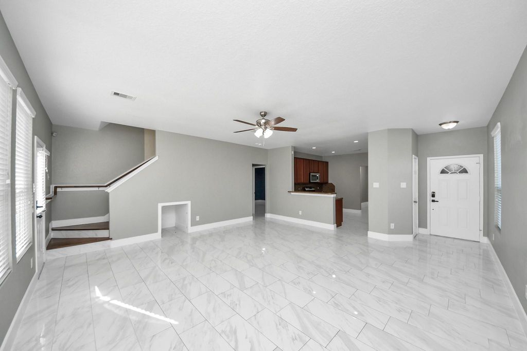 14722 Scenic Sky Way, Houston, TX 77049