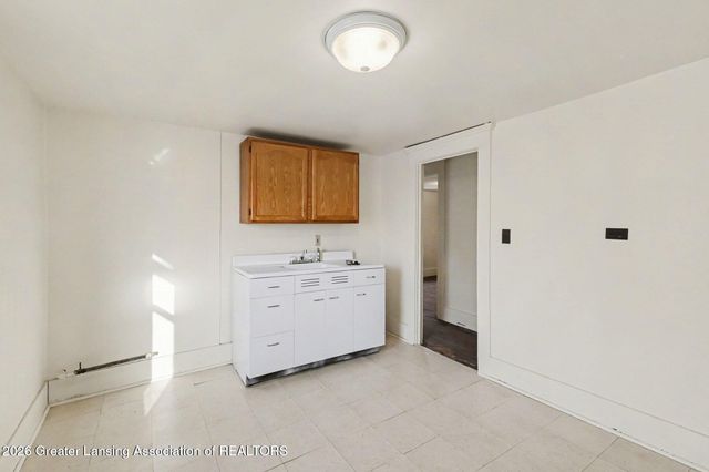 311 E Mount Hope Avenue, Lansing, MI 48910