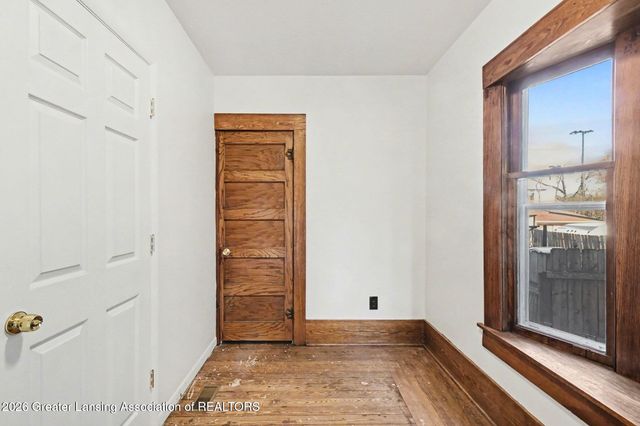 311 E Mount Hope Avenue, Lansing, MI 48910