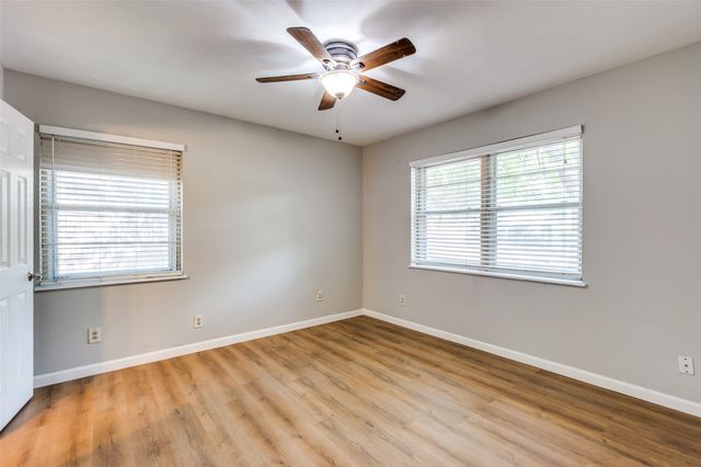 1703 Raydon Drive, Arlington, TX 76013