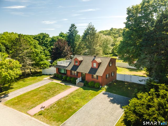 43 Lynn Drive, Preston, CT 06365