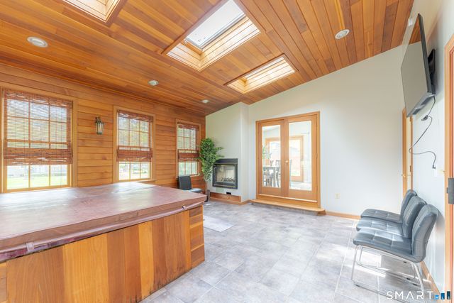 43 Lynn Drive, Preston, CT 06365