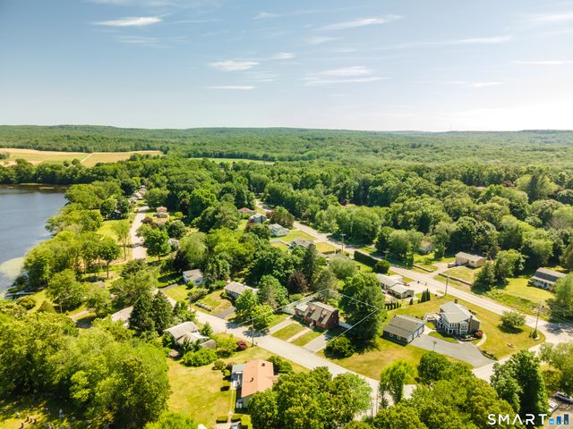43 Lynn Drive, Preston, CT 06365