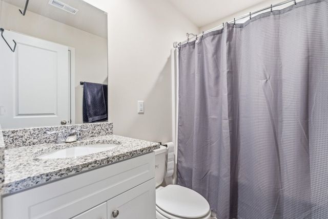 1313 Skyview Dr, El Dorado, KS 67042