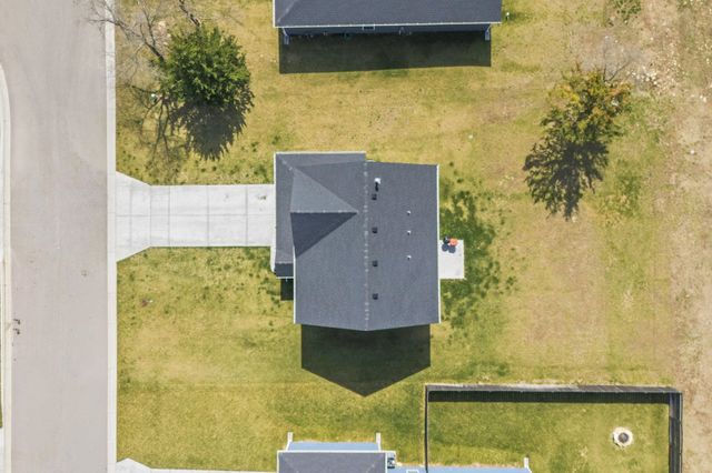 1313 Skyview Dr, El Dorado, KS 67042