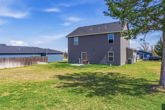 1313 Skyview Dr, El Dorado, KS 67042