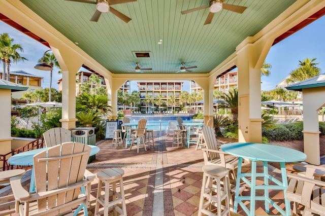 44 E Trigger Trail, Seacrest, FL 32461