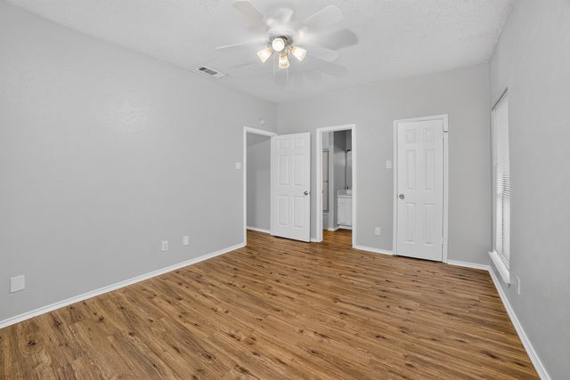 2101 Count Fleet Drive 511, Arlington, TX 76011