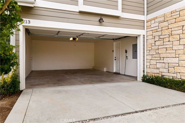 8213 Quartz Avenue, Winnetka, CA 91306