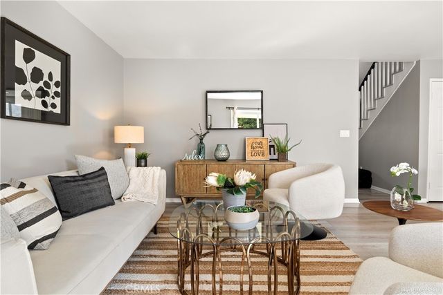 8213 Quartz Avenue, Winnetka, CA 91306