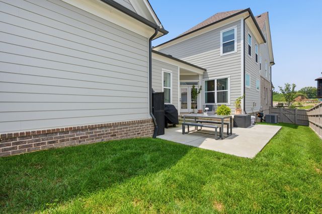 2085 Hollydale Aly, Franklin, TN 37064