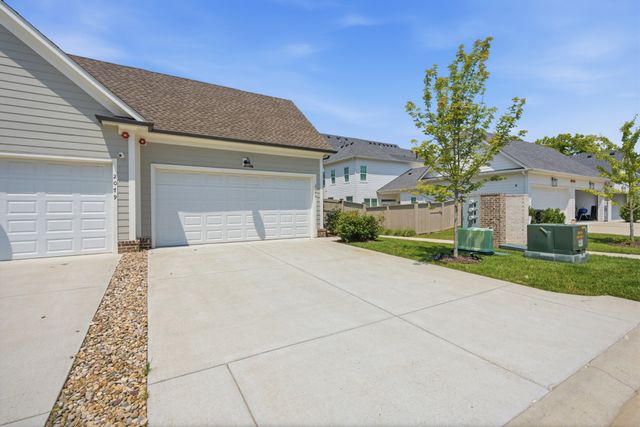 2085 Hollydale Aly, Franklin, TN 37064