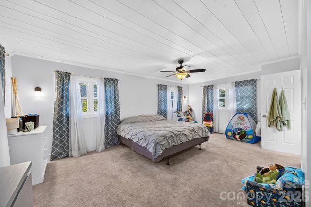 511 Woodside Drive, Shelby, NC 28150