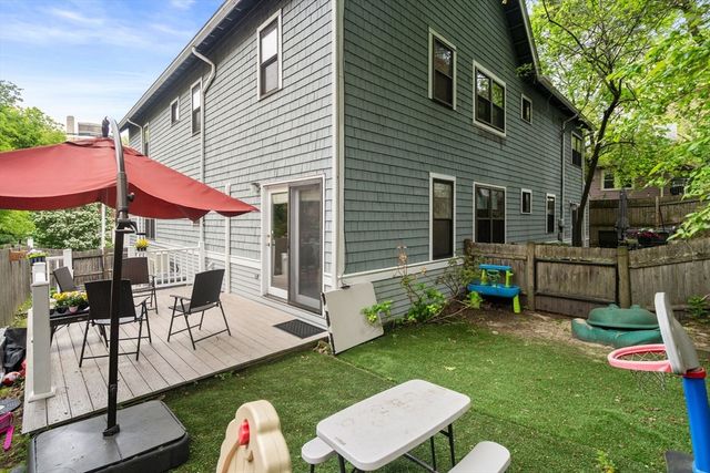 620 Washington St 620, Brookline, MA 02446