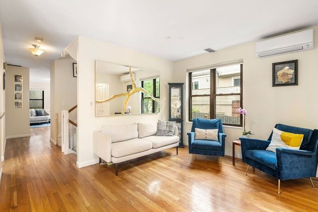 620 Washington St 620, Brookline, MA 02446