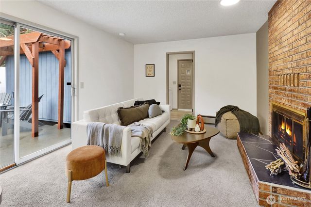 4440 Cable Street, Bellingham, WA 98229