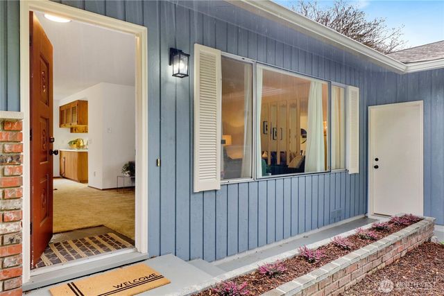 4440 Cable Street, Bellingham, WA 98229