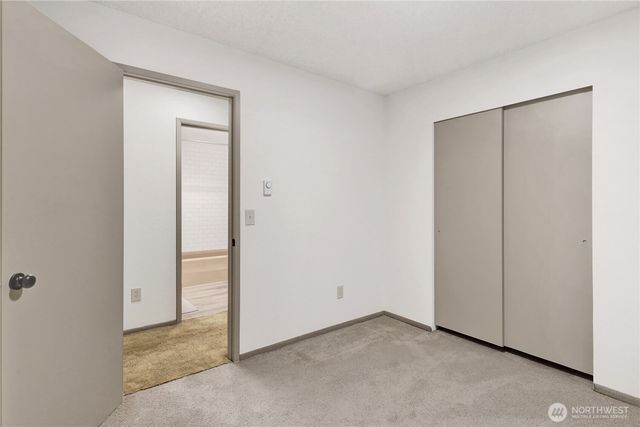 4440 Cable Street, Bellingham, WA 98229