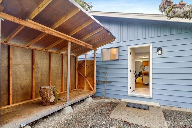 4440 Cable Street, Bellingham, WA 98229