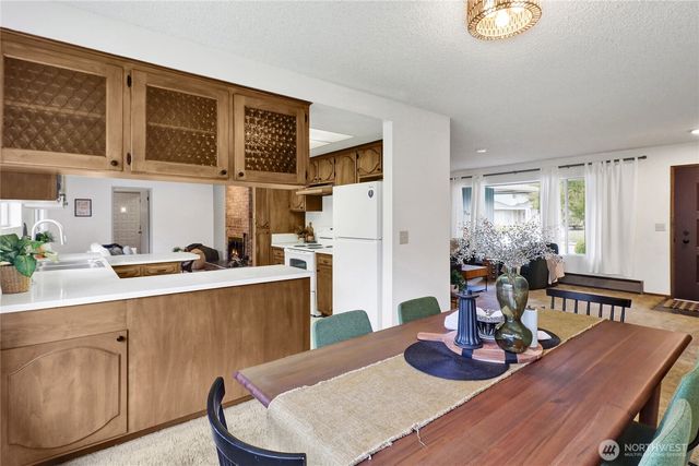 4440 Cable Street, Bellingham, WA 98229